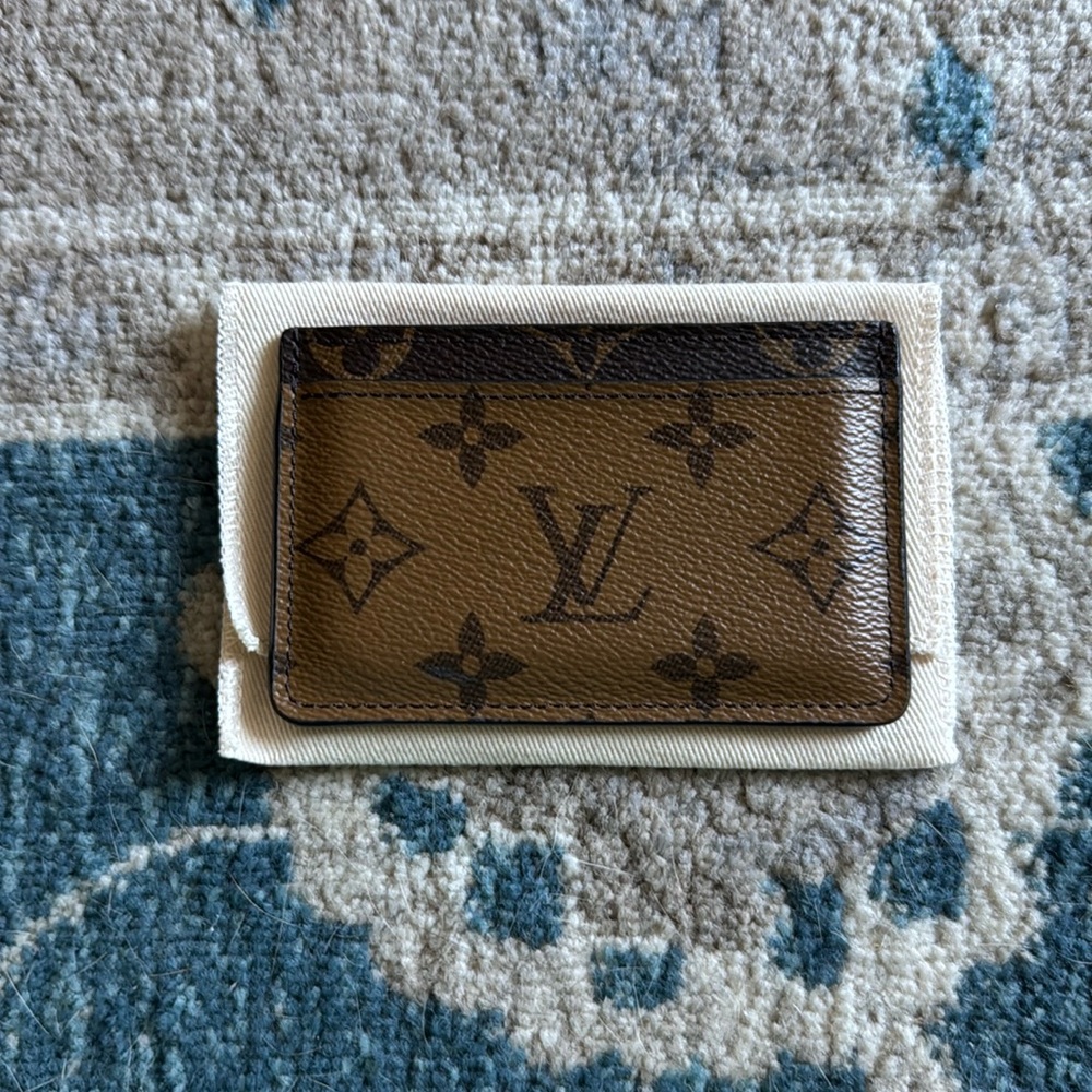 Louis Vuitton Reverse Monogram card holder